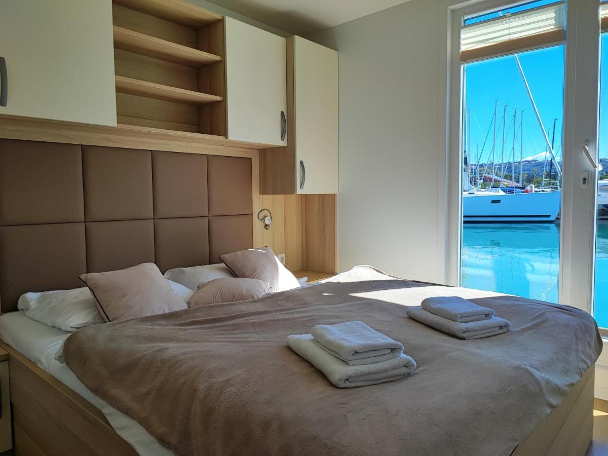 Sea Lux Floating House Ajda Portorose Villa Ngoại thất bức ảnh
